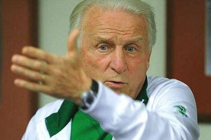 Tραπατόνι αποθεώνει Μαντσίνι…