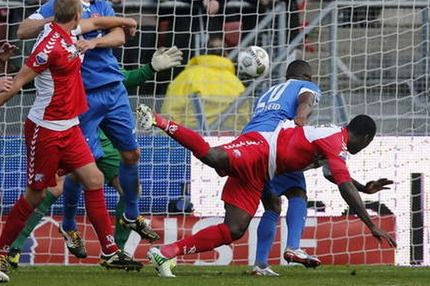 13η αγ.: Έχασε κι άλλο έδαφος η Τβέντε