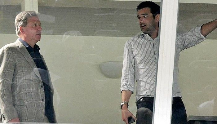 Τρίωρη συνάντηση Βιντιάδη-Δημητρέλου για τους πιστωτές