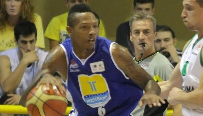 Τέλος ο Ουάιτ, στο… δρόμο ο Κόλιμον