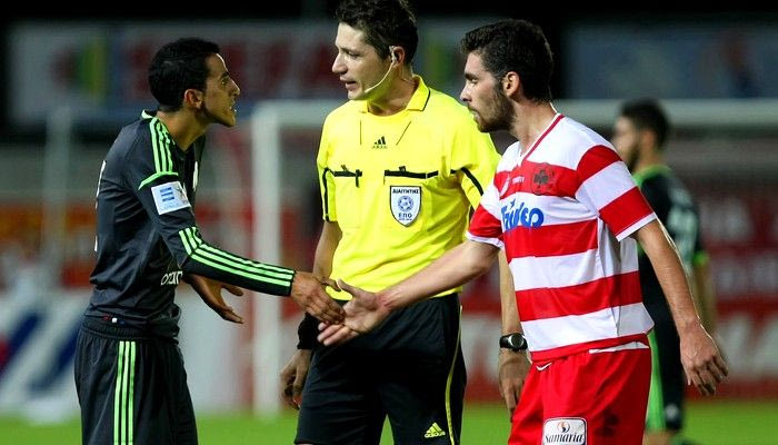 ΠΑΕ: “Παρωδία που εκθέτει το ελληνικό ποδόσφαιρο”