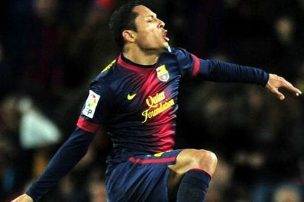 Ανανέωσε στην Μπαρτσελόνα ο Αντριάνο