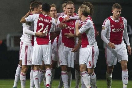 15η αγ.: Ο Άγιαξ γκρέμισε από την κορυφή την Αϊντχόφεν