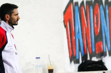 Αποχαιρετισμός με δάκρυα