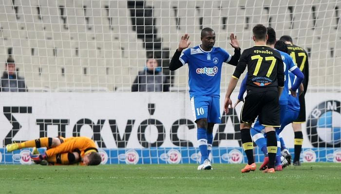 Ενσαλίβα: “Αφιερωμένο στα καθάρματα”