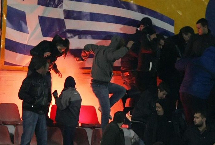 Επεισόδια για μια σημαία του ΠΑΟΚ