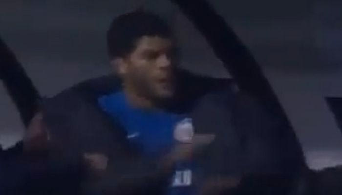 Έξαλλος ο Χουλκ με τον Σπαλέτι, έτοιμος να φύγει από τη Ζενίτ