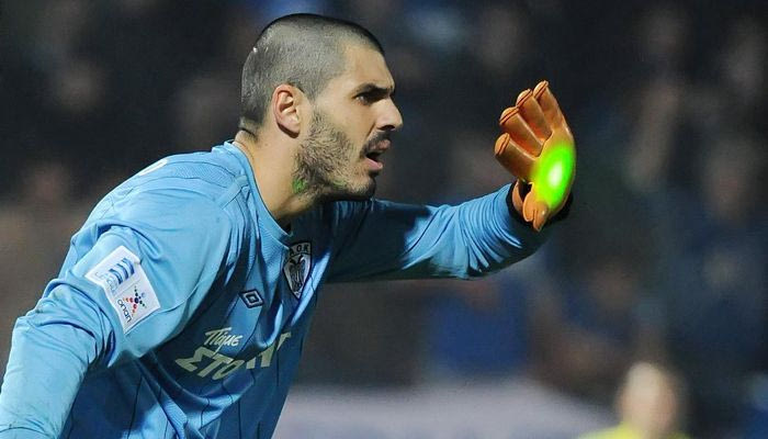 Εκτός πλάνων Χακόμπο και Λόπεθ