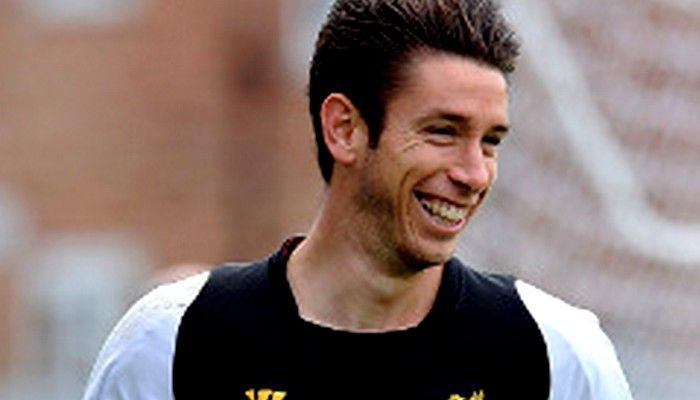 Ανανέωσε ο Τζόουνς