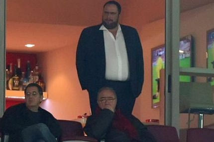 Στην προεδρική σουίτα ο Κόκκαλης