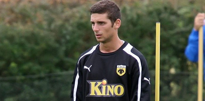 Κοτσαρίδη σε θέση αριστερού μπακ δοκίμασε ο Λίνεν