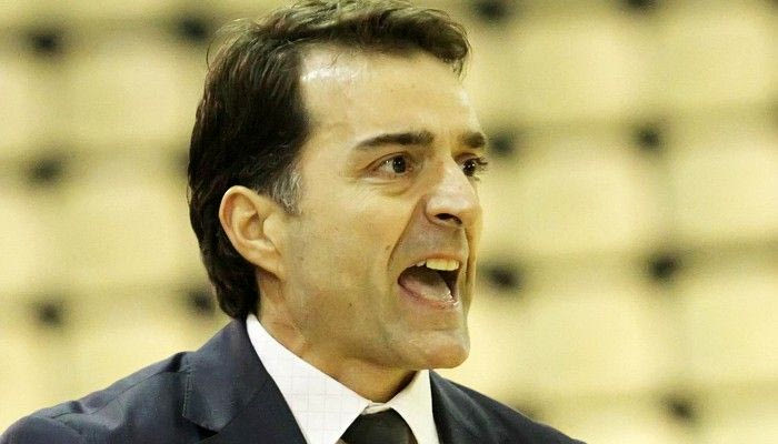 Κουστένης: “Ευχαριστώ τους παίκτες μου”. Γκέκος: “Κακό τρίτο δεκάλεπτο”