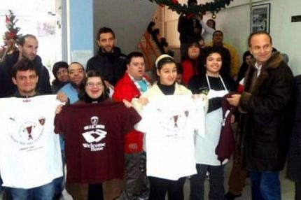 Κοντά στα παιδιά