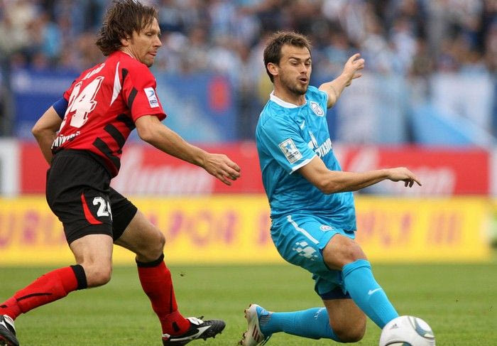 Μιλάει με Λάζοβιτς ο Τσιστιακόφ