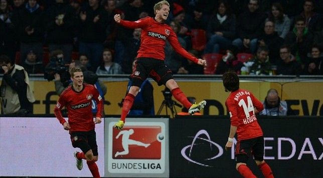 17η αγ.: “Ξεχειμωνιάζει” στη 2η θέση η Λεβερκούζεν, καταρρέει η Σάλκε