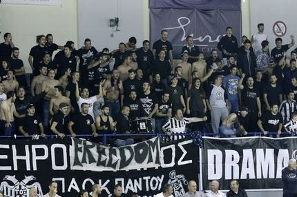 Προβληματισμός με κόσμο και διαιτησία