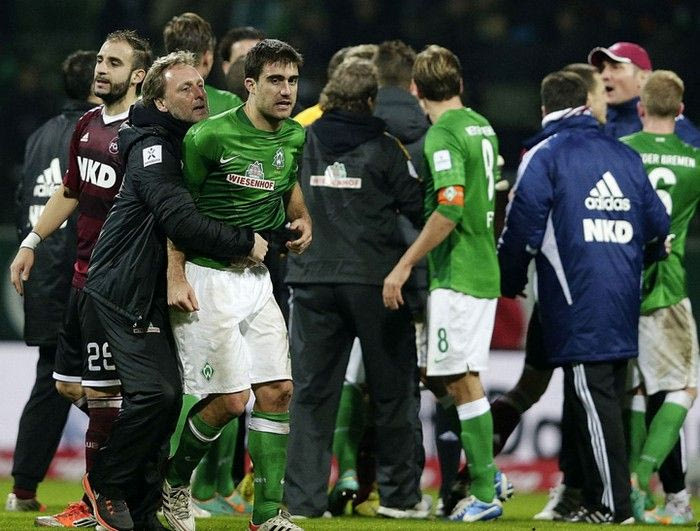 Παπασταθόπουλος: “Θα θέλατε να έχετε την ιστορία μας”