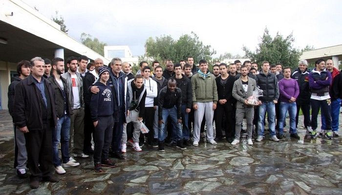 Ευχές και χαμόγελα στο Ε.Ε.Ε.Ε.Κ. Χανίων