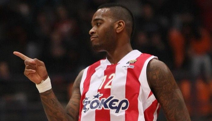 Παόυελ: “Θέλω καινούργια γόνατα”