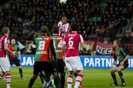 17η αγ.: Κορυφή για δύο