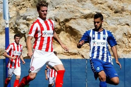 Επαγγελματίες έξι νέοι του Ολυμπιακού