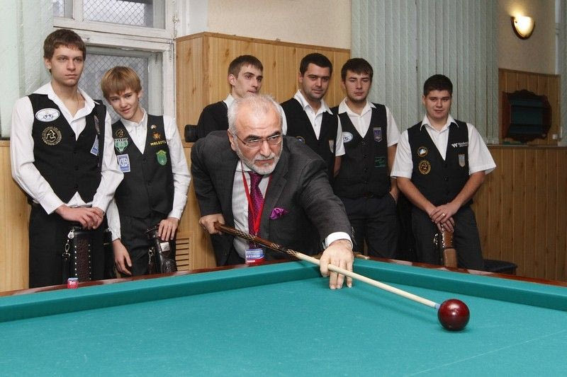 Ο Σαββίδης στο 5ο Διεθνές Τουρνουά μπιλιάρδου