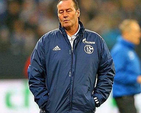 Παρελθόν από τη Σάλκε ο Στέφενς