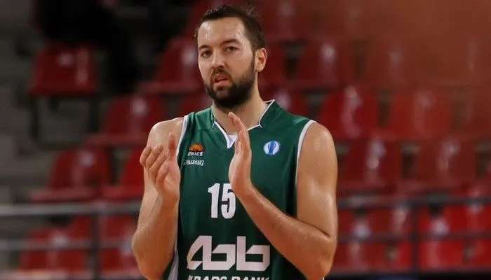 O Βουγιούκας και οι άλλοι