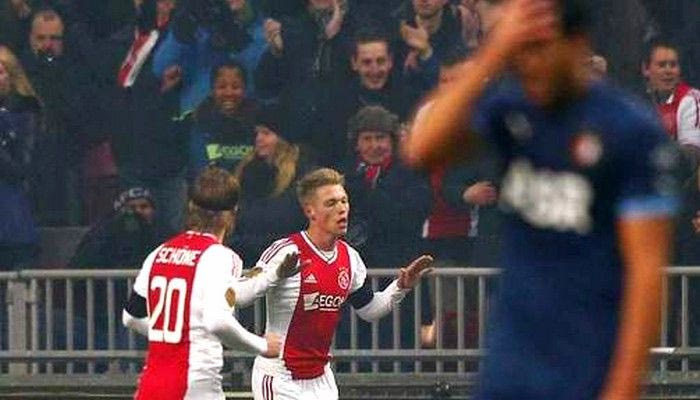 19η αγ.: Θρίαμβος του Άγιαξ στο ντέρμπι με τη Φέγενορντ