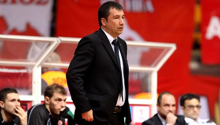 Mπάνκι: “Μας βοήθησε το γεγονός ότι “κόλλησε” το ρολόι”