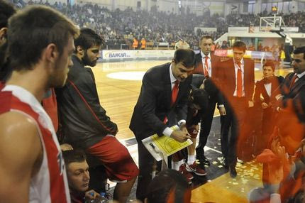 Μπαρτζώκας: “Ο μεγαλύτερος φασισμός βρίσκεται στα γήπεδα και τα πανεπιστήμια!”