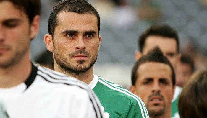 Φεύγει… μένοντας ο Βύντρα