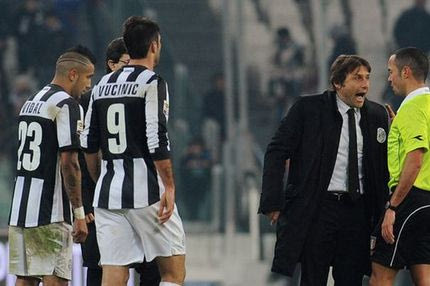 Τιμωρία δύο αγωνιστικών στον Κόντε