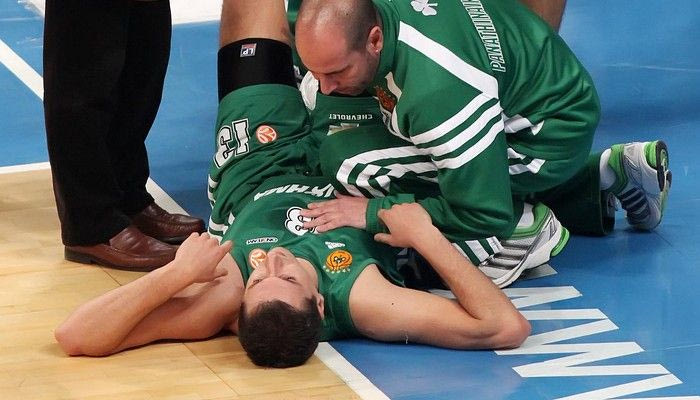 Ελαφρύ διάστρεμμα ο Διαμαντίδης