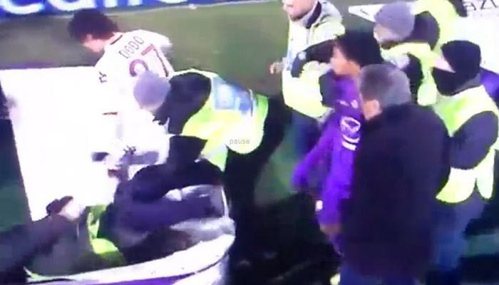 Πλακώθηκαν στη φυσούνα, την πλήρωσε ο σεκιούριτι