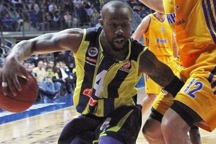 Φενέρμπαχτσε – Κίμκι 85-82