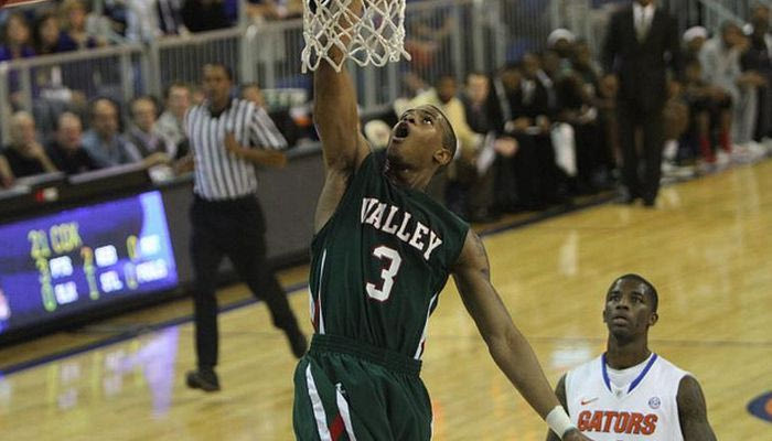 Με Τζόινερ στη “Γούβα”