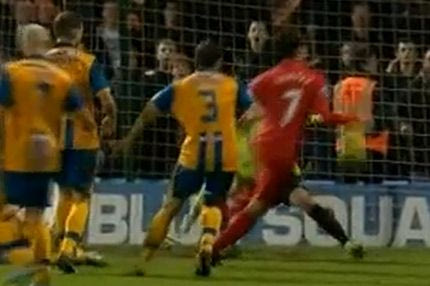 Ο Σουάρες σκοράρει με… καρφί