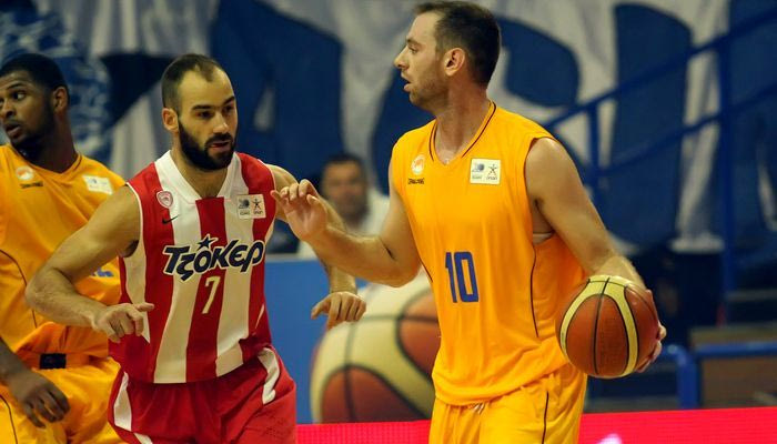 Μάντζαρης: “Είναι νωρίς για την παραμονή”