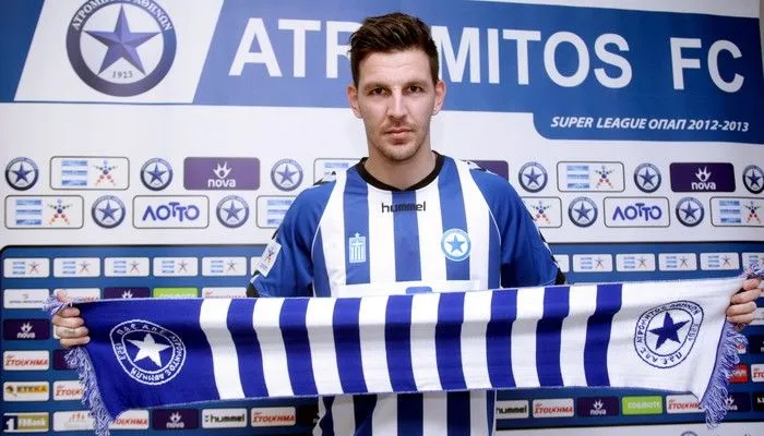 Μάντζιος: “Να σκοράρω μπροστά στον κόσμο μας”