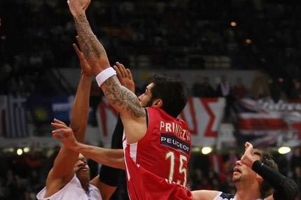 Ολυμπιακός – Φενέρμπαχτσε 82-71