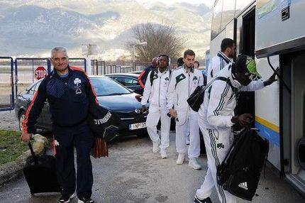 Επίθεση στο πούλμαν του Παναθηναϊκού