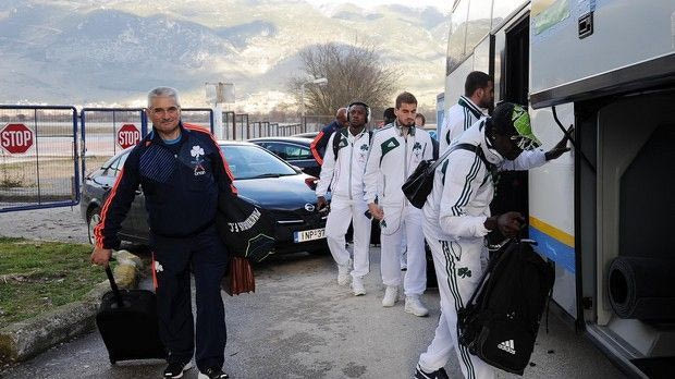 Επίθεση στο πούλμαν του Παναθηναϊκού