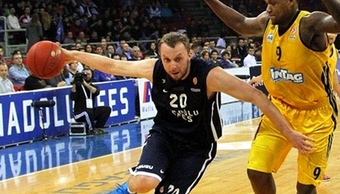 Εφές-Αλμπα 71-62