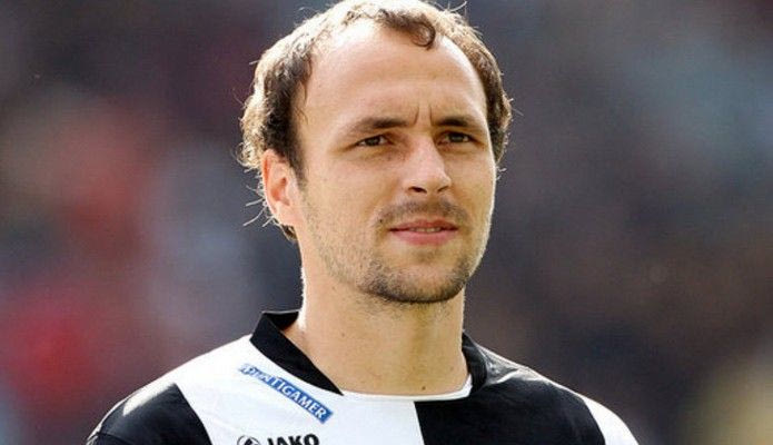 Υπογράφει ο Σίλντενφελντ