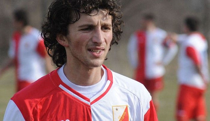 Ο Στεβάνοβιτς διώχνει Ρέγες από Σεβίλλη