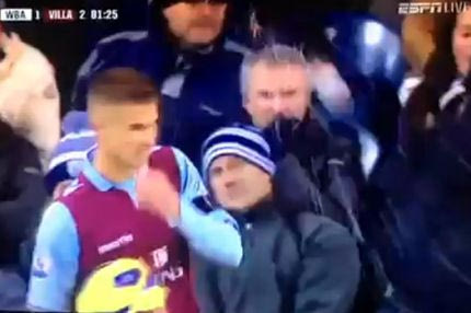 Του πέταξε χιονόμπαλα