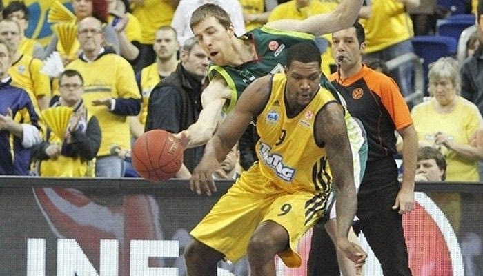 Άλμπα – Μάλαγα 65-67