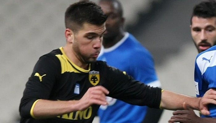 Νοκ άουτ ο Αρκούδας, Φέτσης αντί Ρίκκα