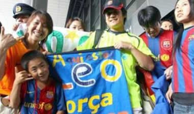 Χαμός στην Ιαπωνία από την άφιξη της Μπαρτσελόνα